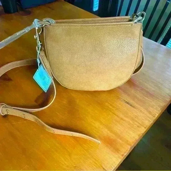 NWT Shiraleah Chicago Vegan Leather Mallorca Crossbody Purse. Pebbled Texture - Picture 4 of 16